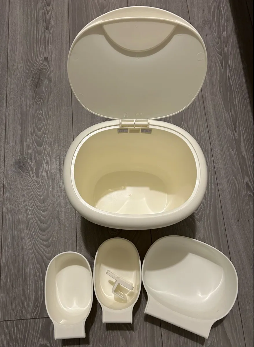 IKEA changing table baskets - Image 2