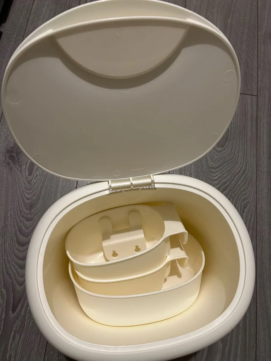 IKEA changing table baskets - Image 4