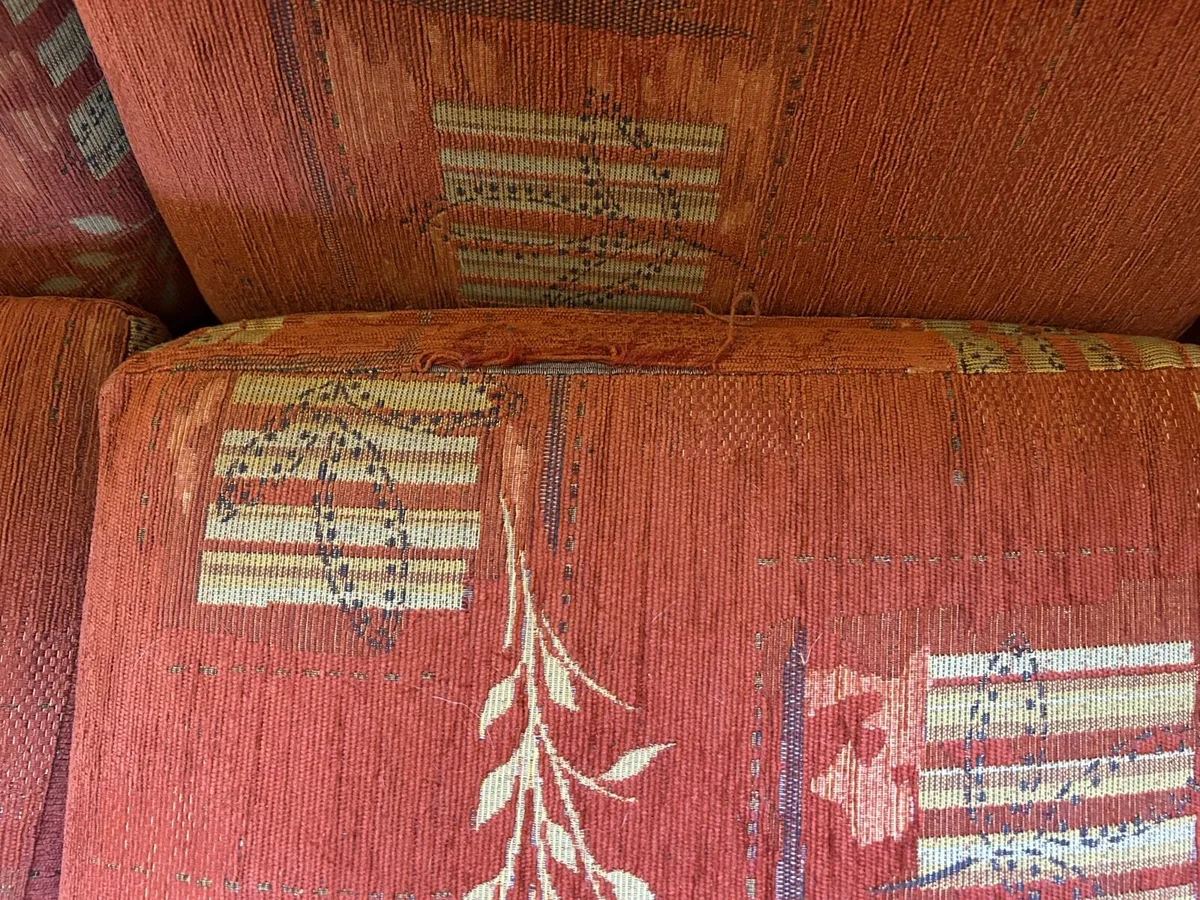 Free to take away. Two chairs and couch - Image 3