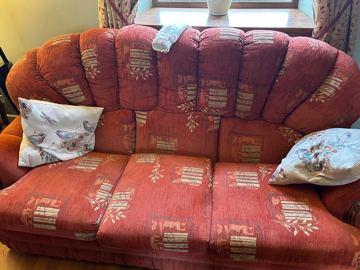 Free to take away. Two chairs and couch - Image 1