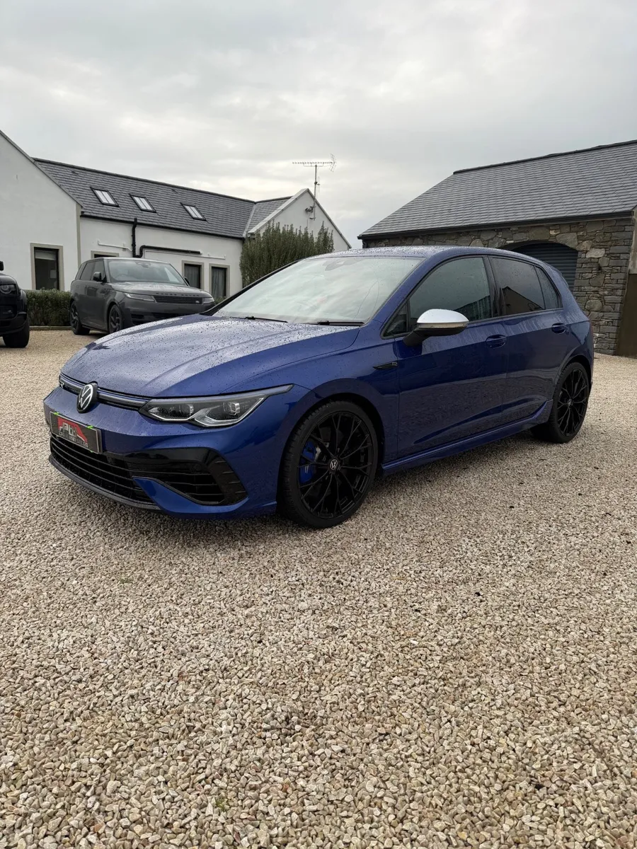 2024 Volkswagen Golf R TSI 4 Motion - Image 3