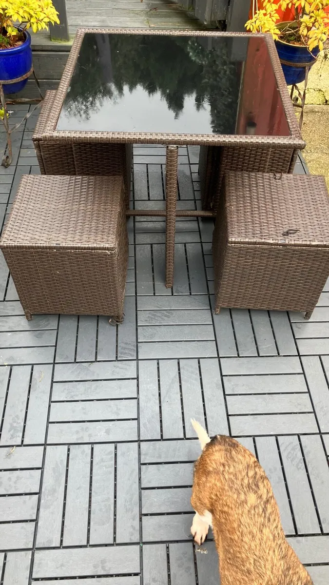 Garden table and stool set