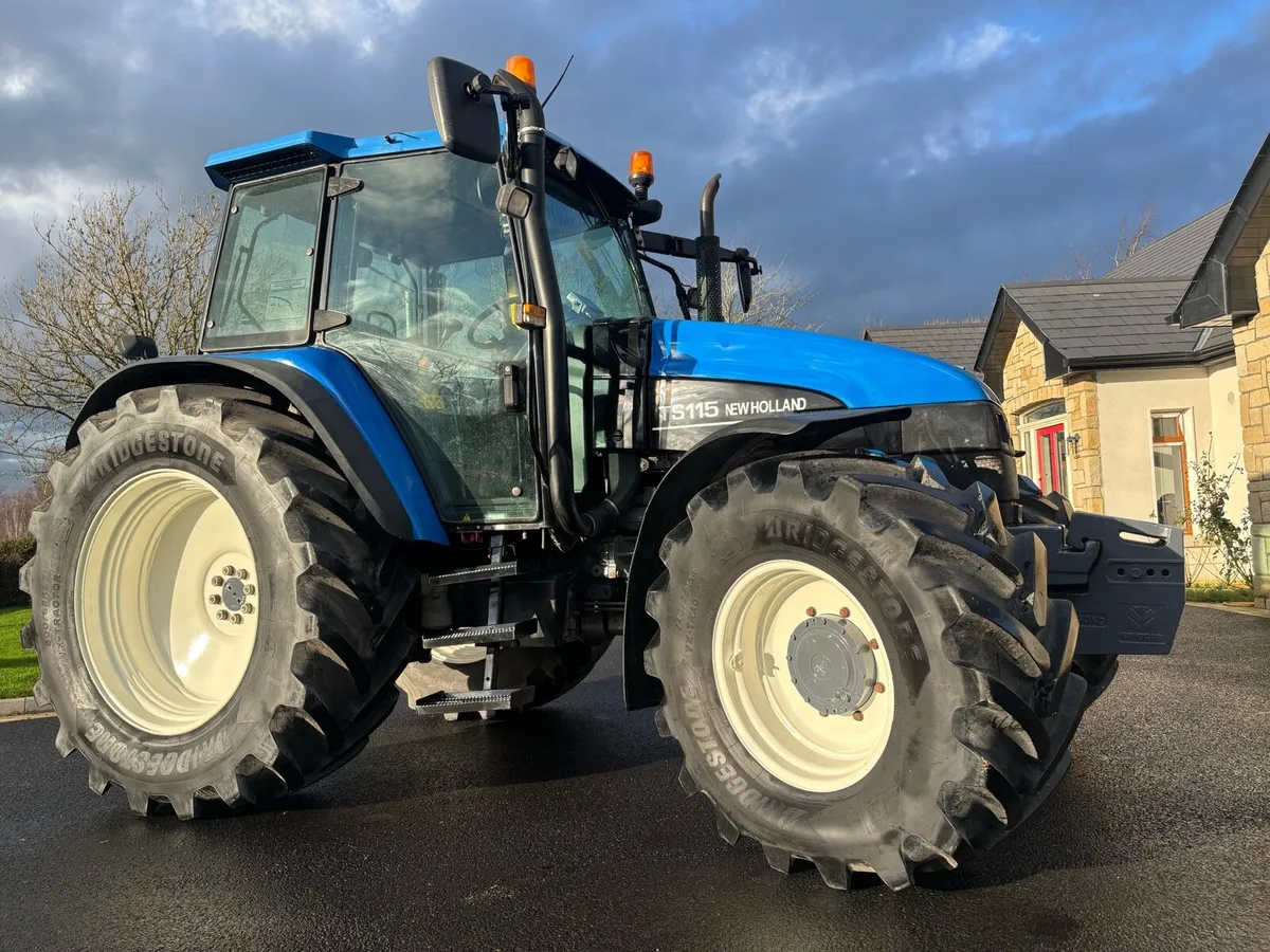 New Holland TS 115 - Image 2