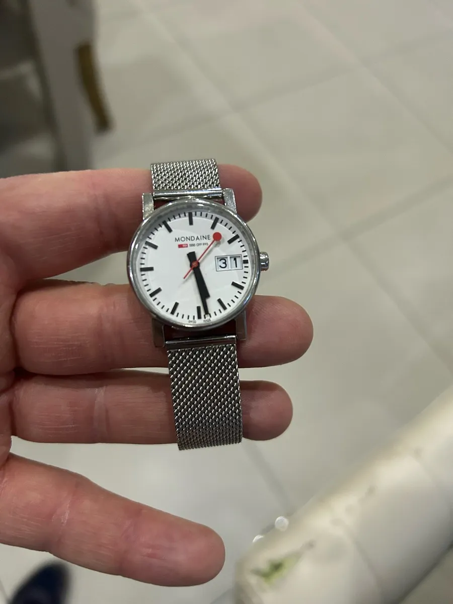 Mondaine Official Swiss Railway Watch 30 mm Stainl - Image 2