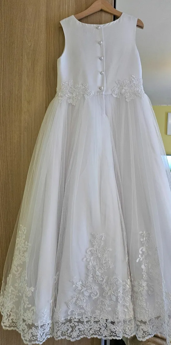 Communion dress - Image 3