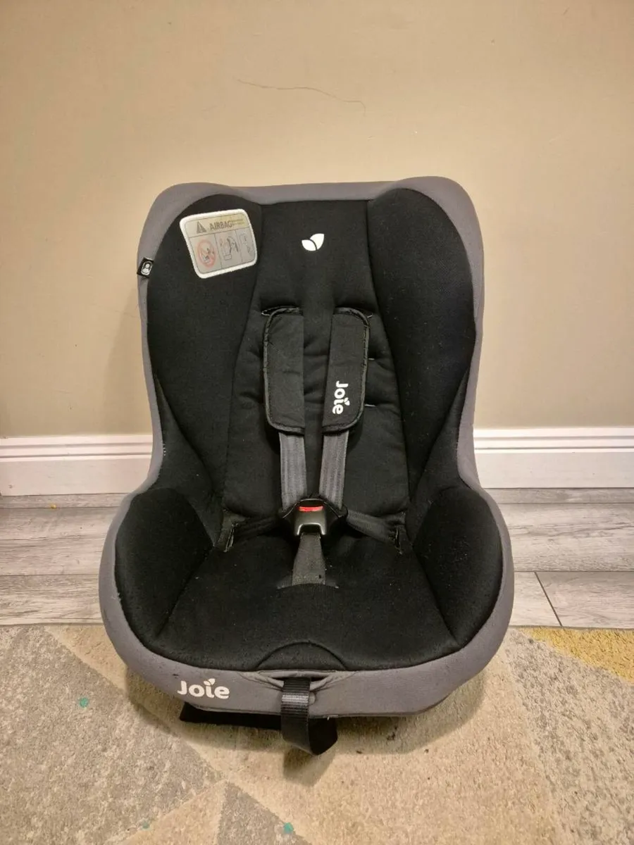 Joie Tilt Car seat - Image 1
