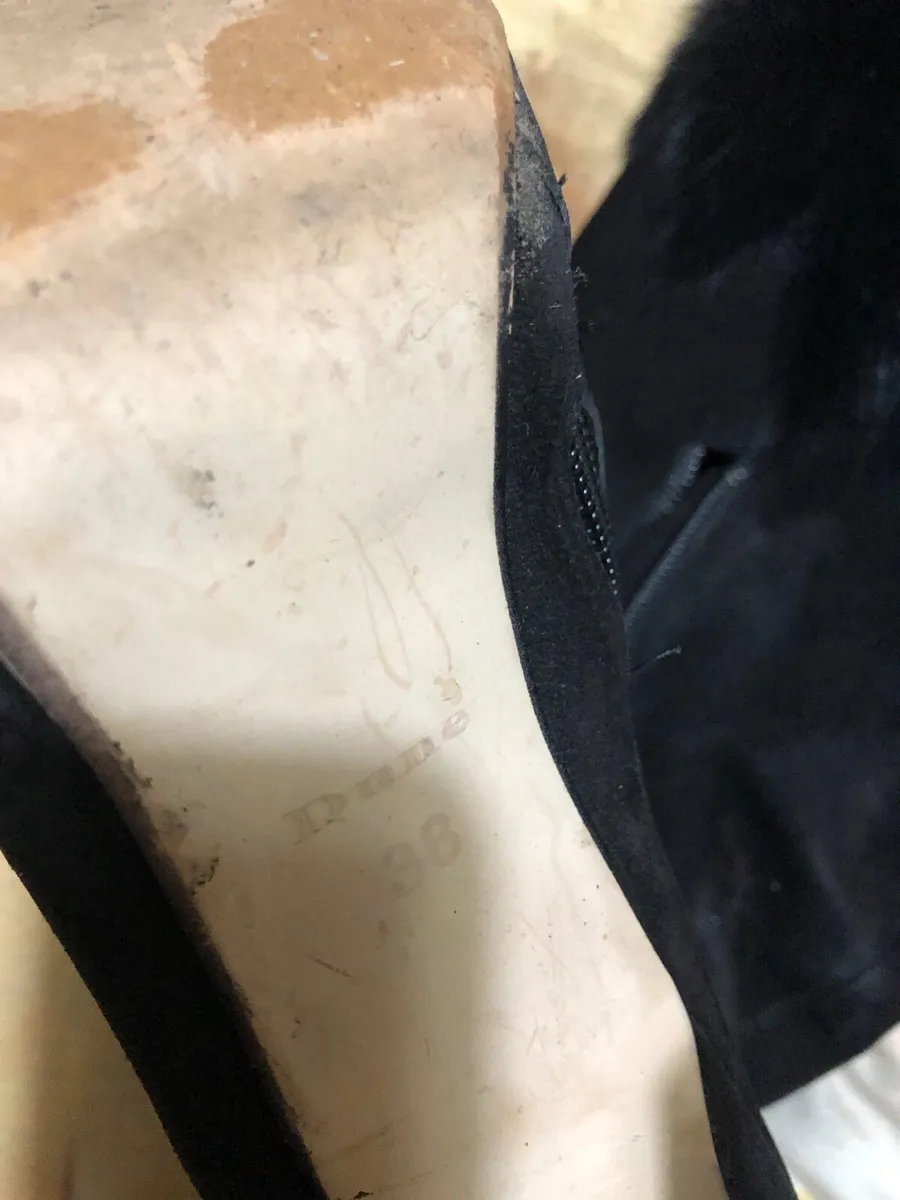 Ladies Dune knee boots size 5 €25 - Image 3