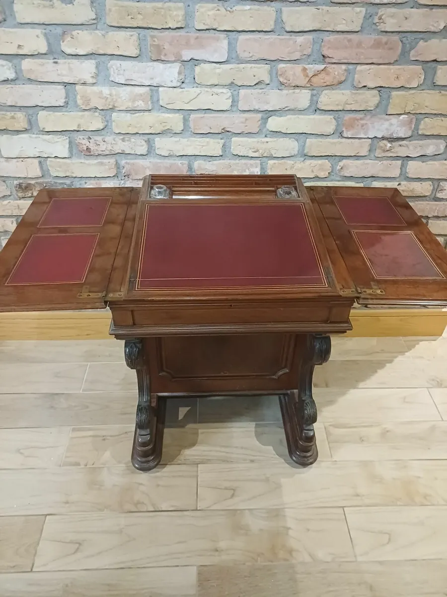 Writing desk - Image 1