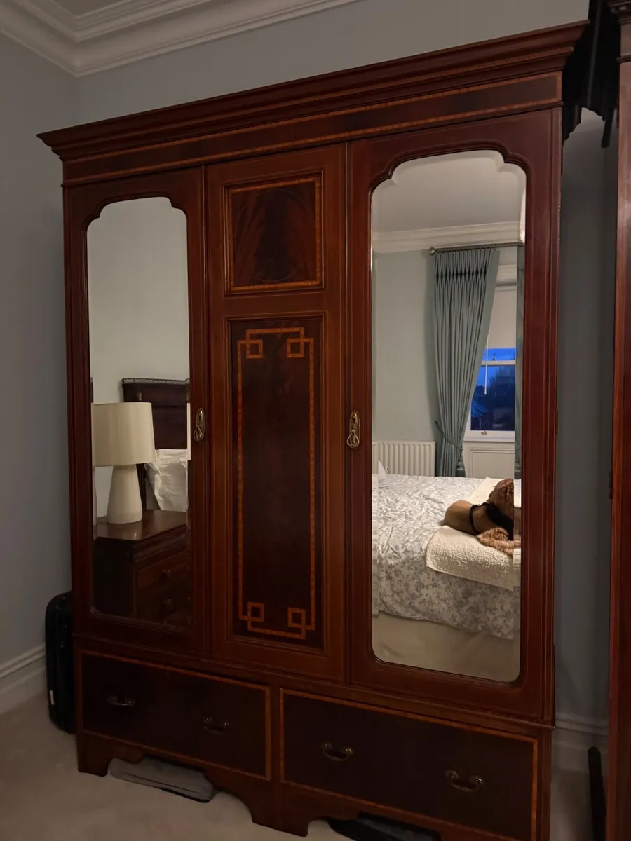 Large mahogany wardrobe - Image 3