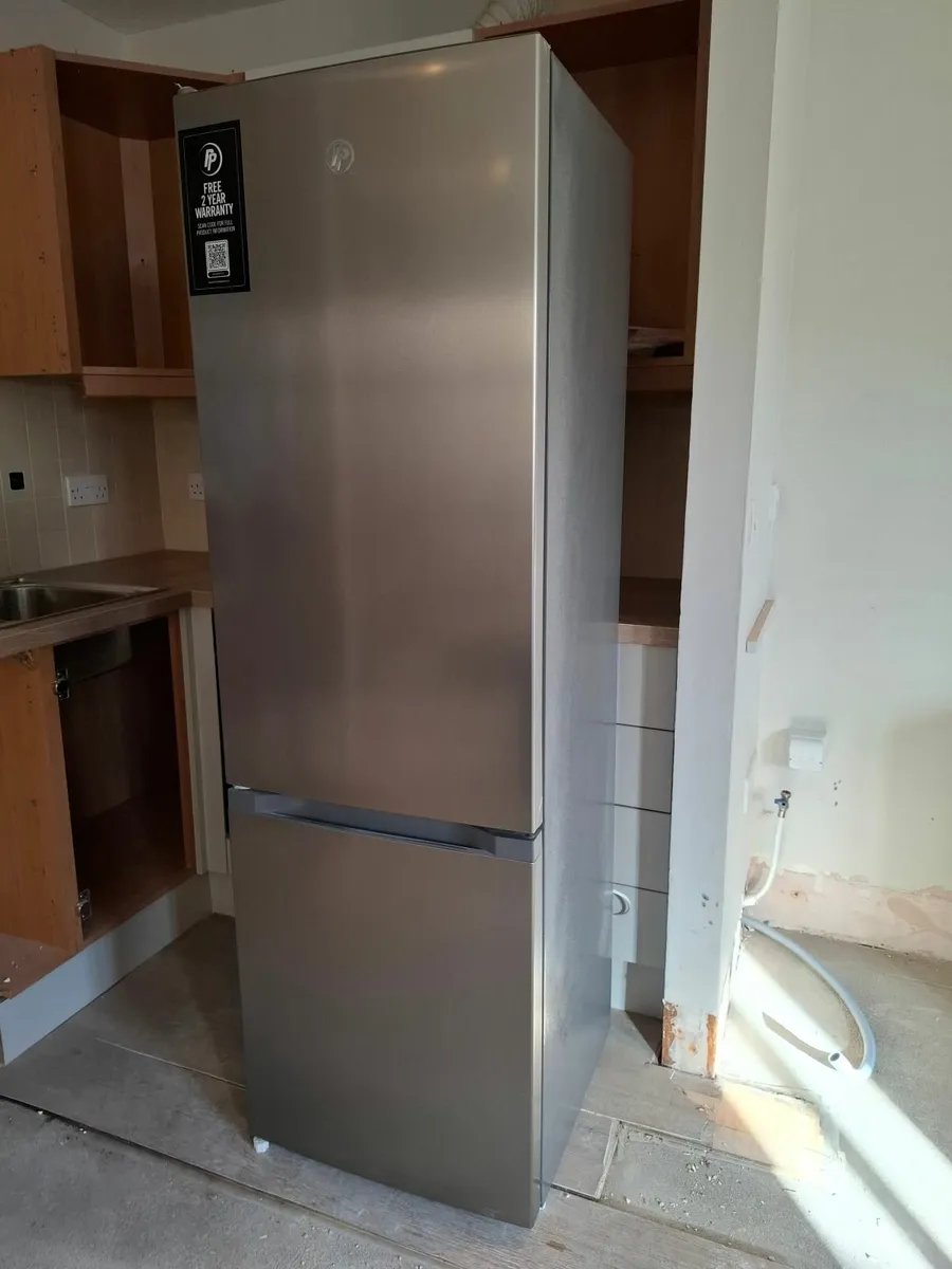 PowerPoint Fridge Freezer - Image 3