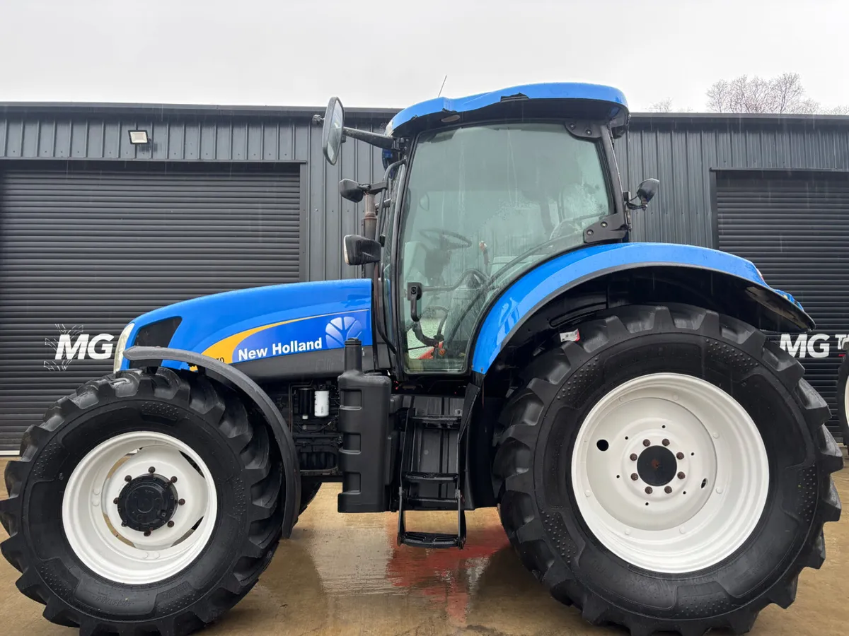 2008 New Holland T6070 - Image 2