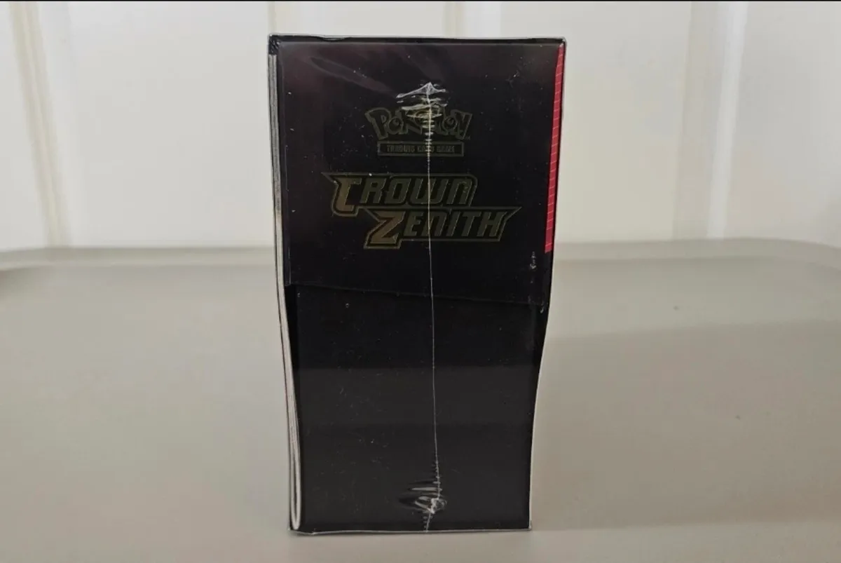 Pokemon Crown Zenith Elite Trainer Box Sealed - Image 3