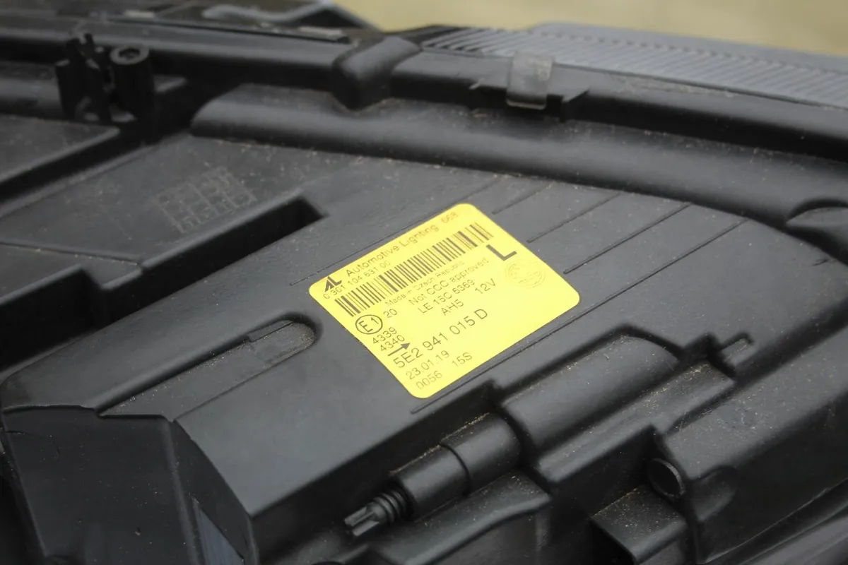 XENON HEAD LIGHT - Image 3