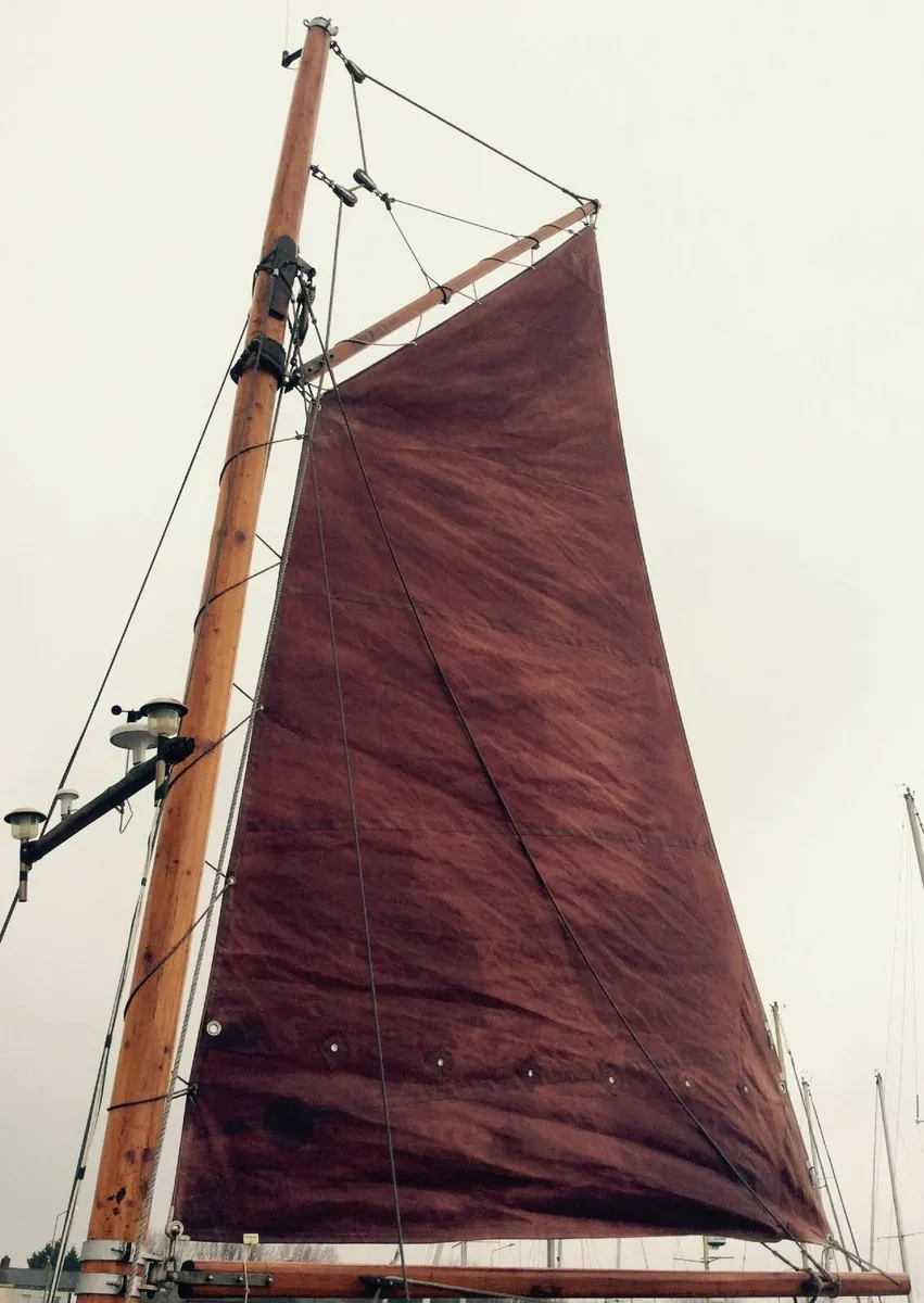 Liveaboard sailboat - Image 1