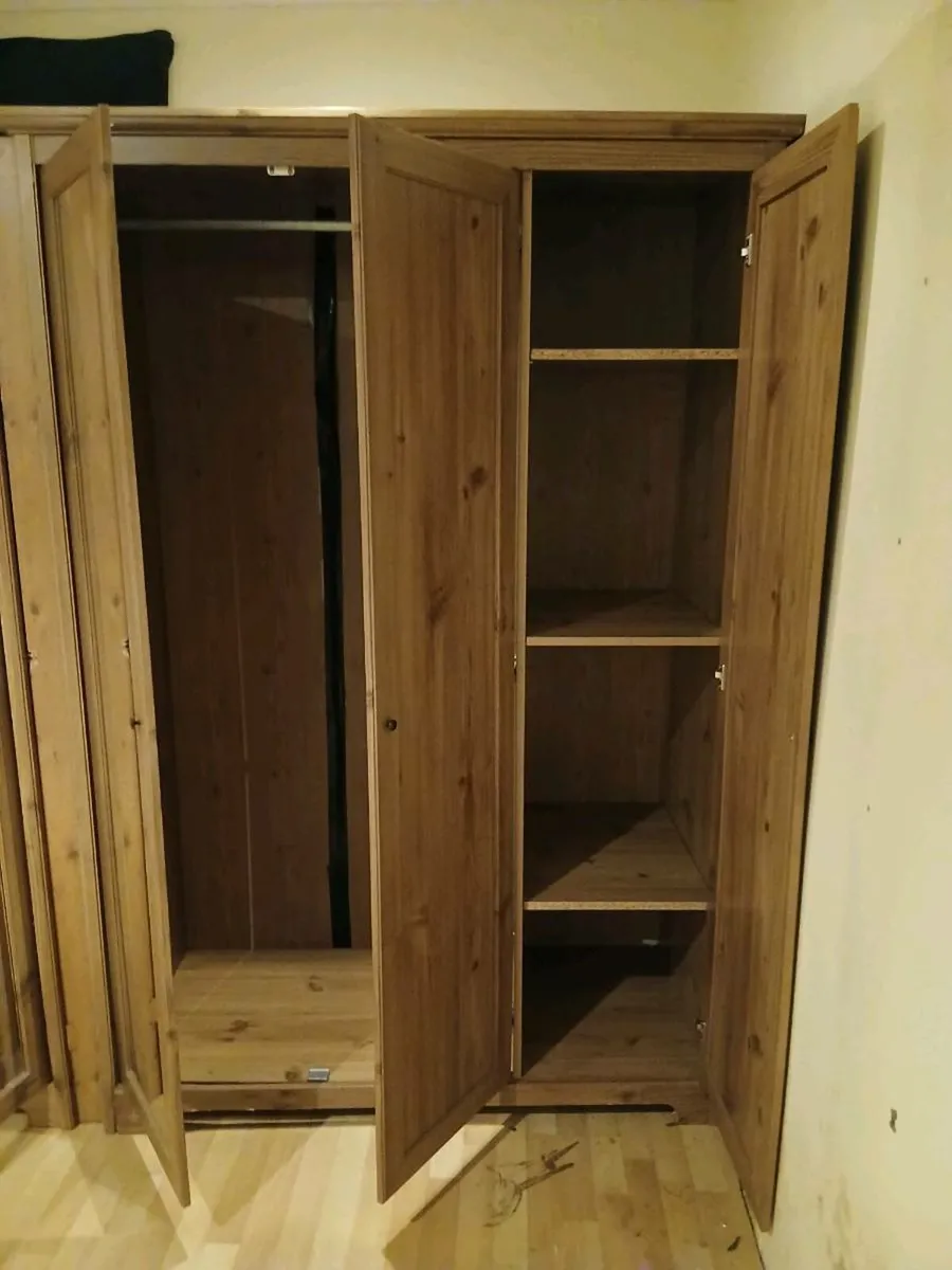 Wardrobes - Image 4