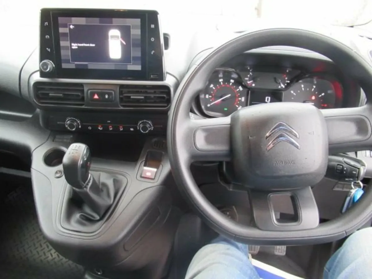 1.5 BlueHDi 1000 Enterprise M Panel Van 5dr Diesel - Image 4