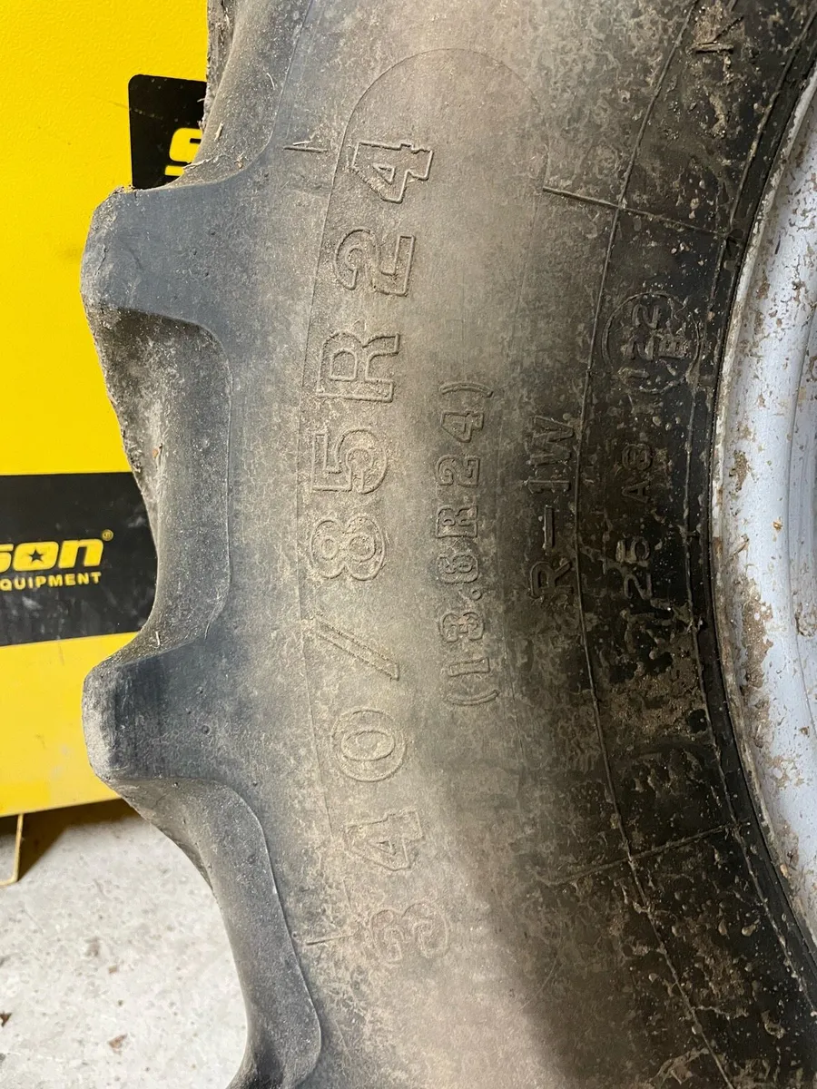 Rims and tyres complete set - Image 1