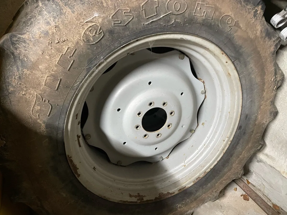 Rims and tyres complete set - Image 3