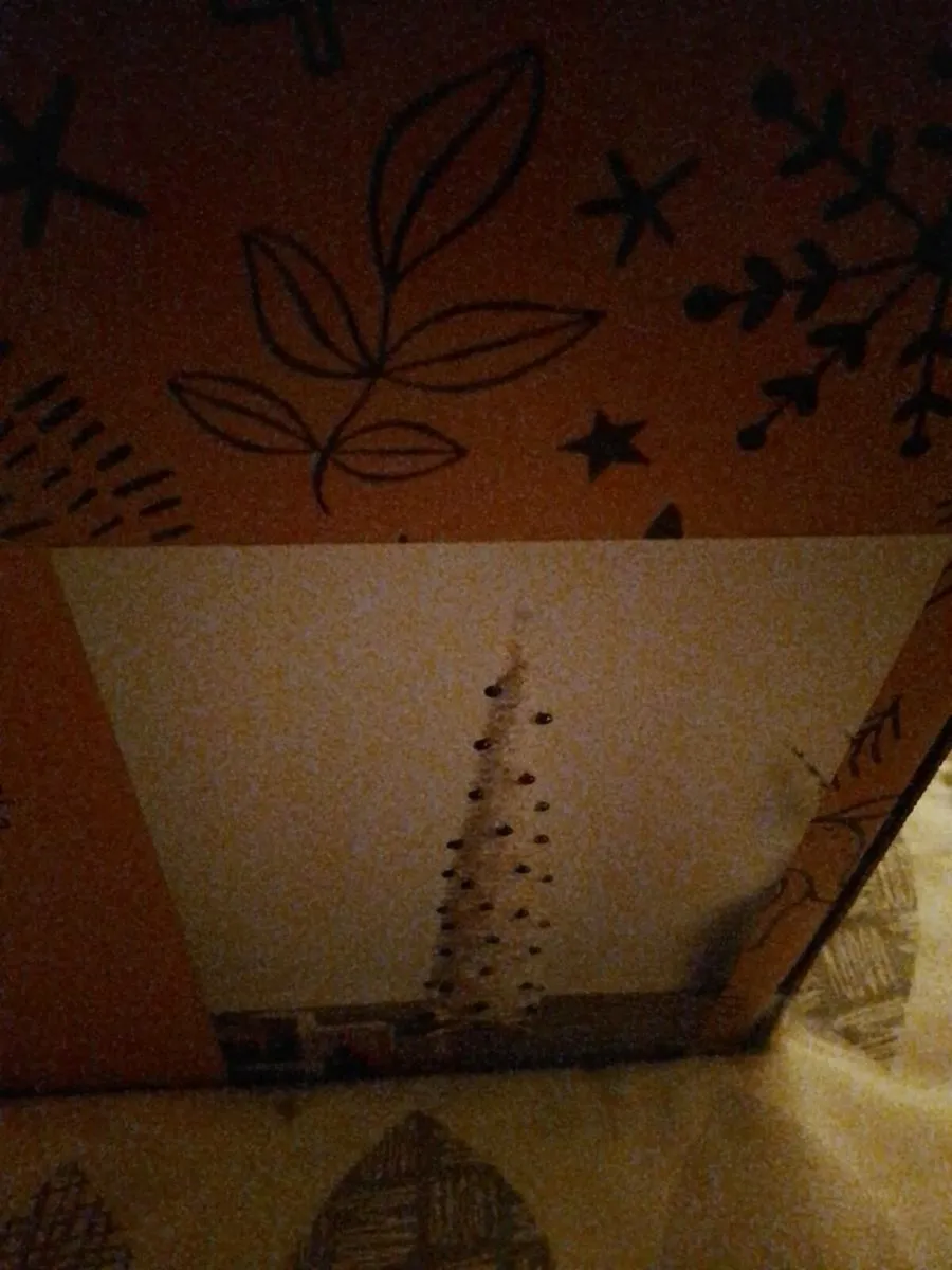 Plug in Pre lit  stand up Christmas tree artificul - Image 1