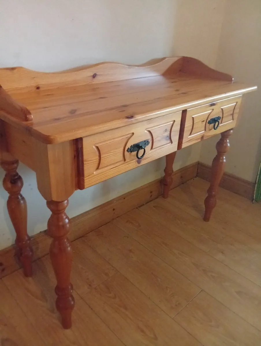 Quality Sturdy Console Hallway Table - Image 4