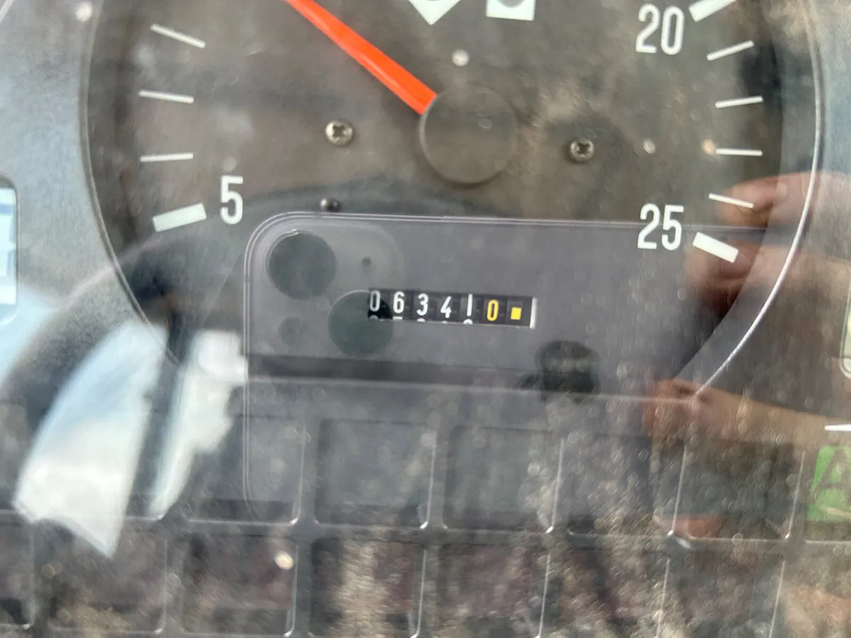 2008 Massey Ferguson 5455 with Loader - Image 4