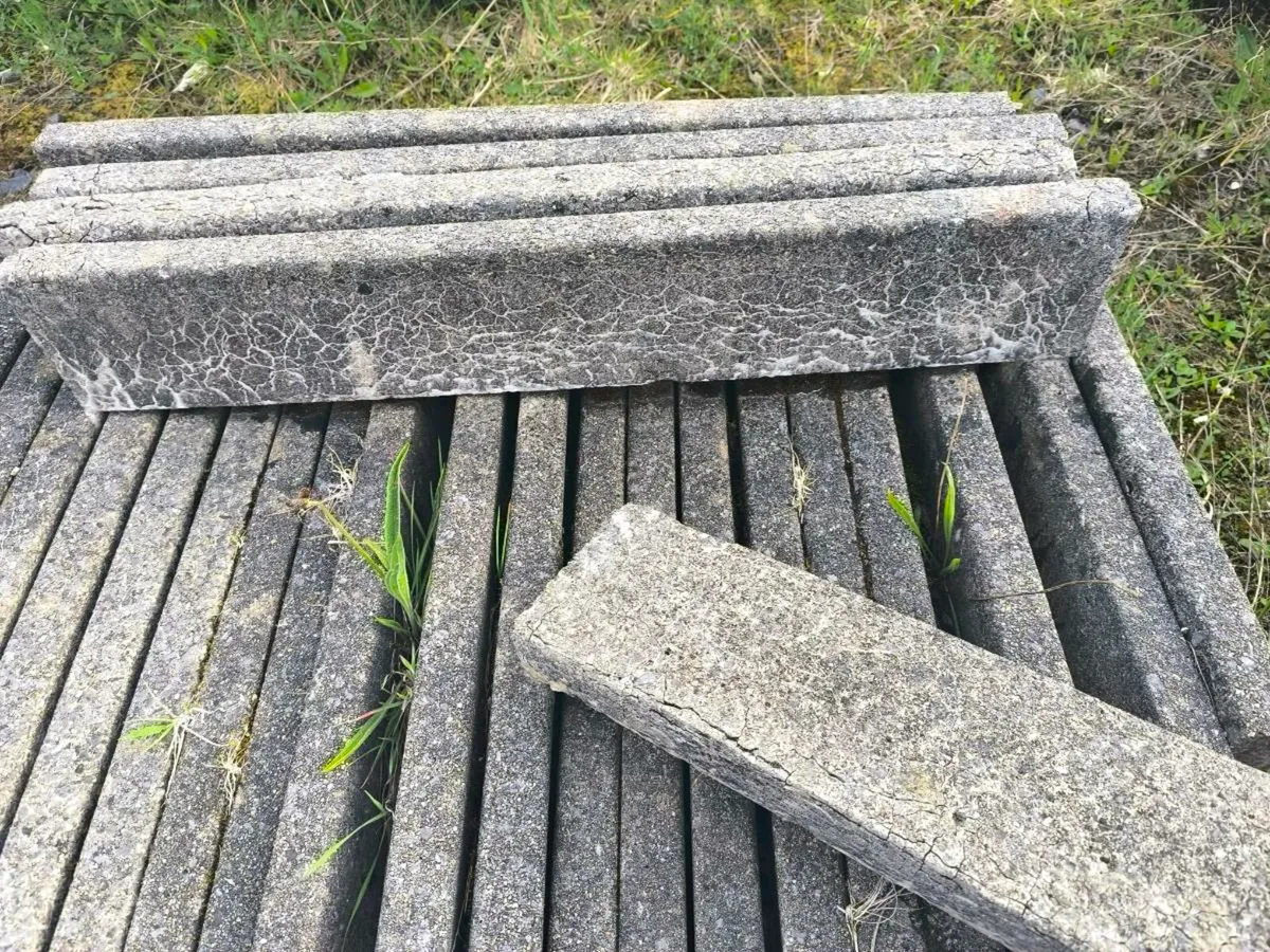 Concrete kerbs - Image 2