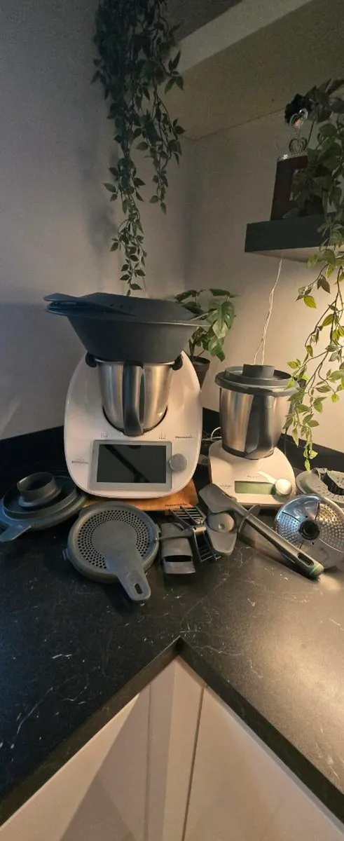 Thermomix TM6
Thermomix Friend + Mixing bowl TM6
W - Image 2