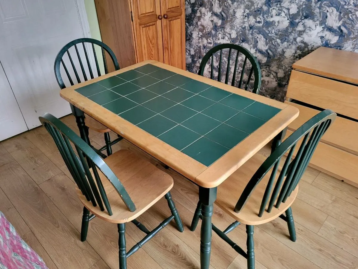 Small kitchen table with 4 chairs - Image 1
