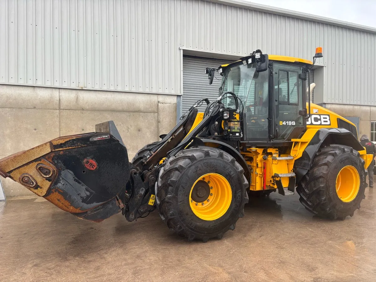 JCB 419S Loading Shove - Image 2