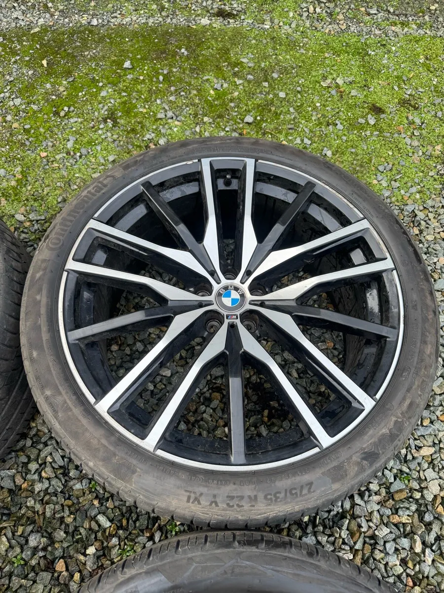 22’ GENUINE BMW X5/X6 ALLOY WHEELS & TYRES 742M - Image 3