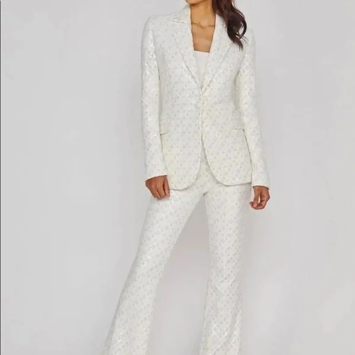 Nadien Merabi Meghan suit - Image 3