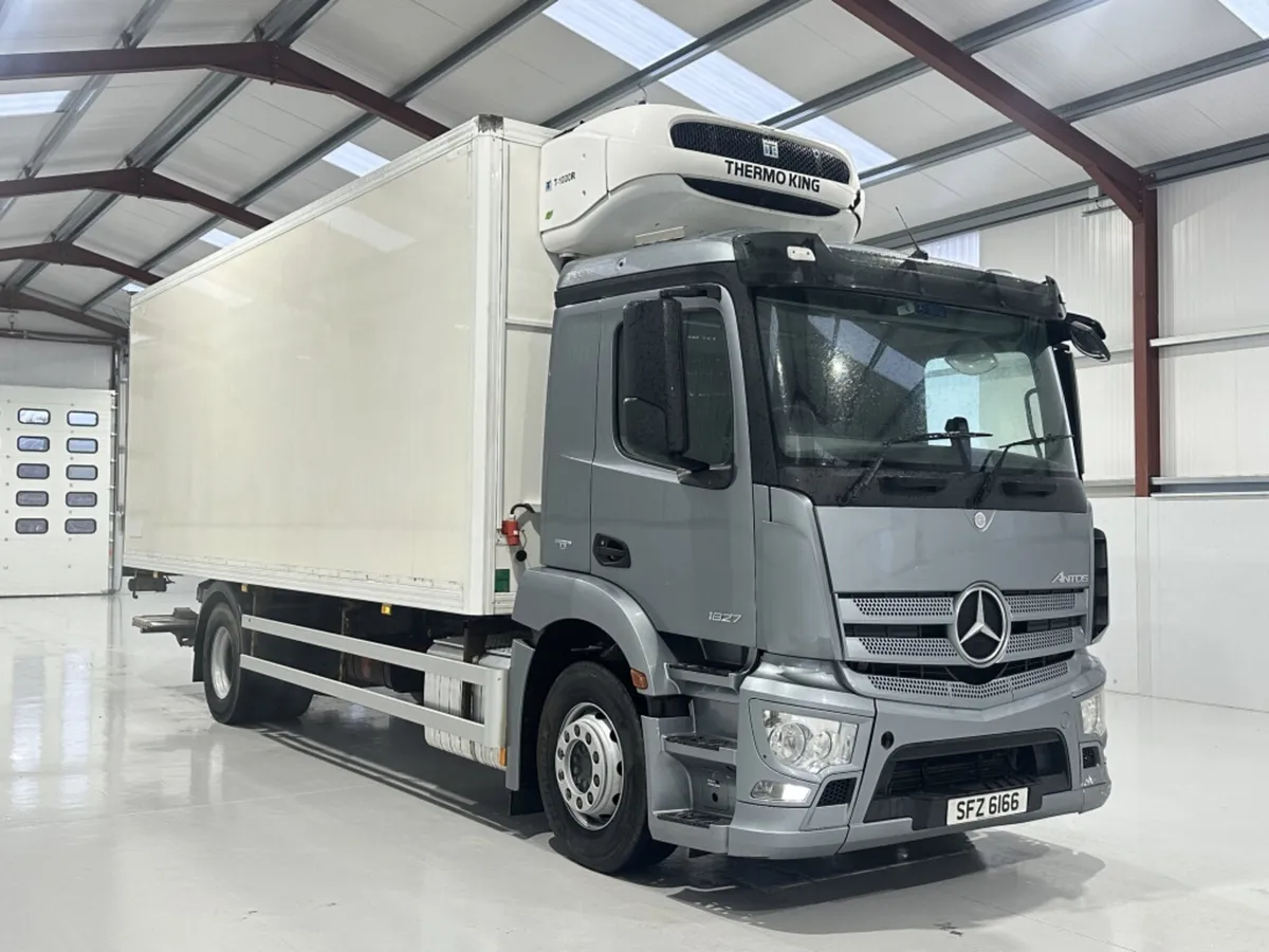 2014 MERCEDES-BENZ ANTOS 1827 FRIDGE TRUCK - Image 1