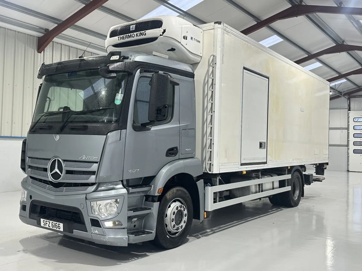 2014 MERCEDES-BENZ ANTOS 1827 FRIDGE TRUCK - Image 3
