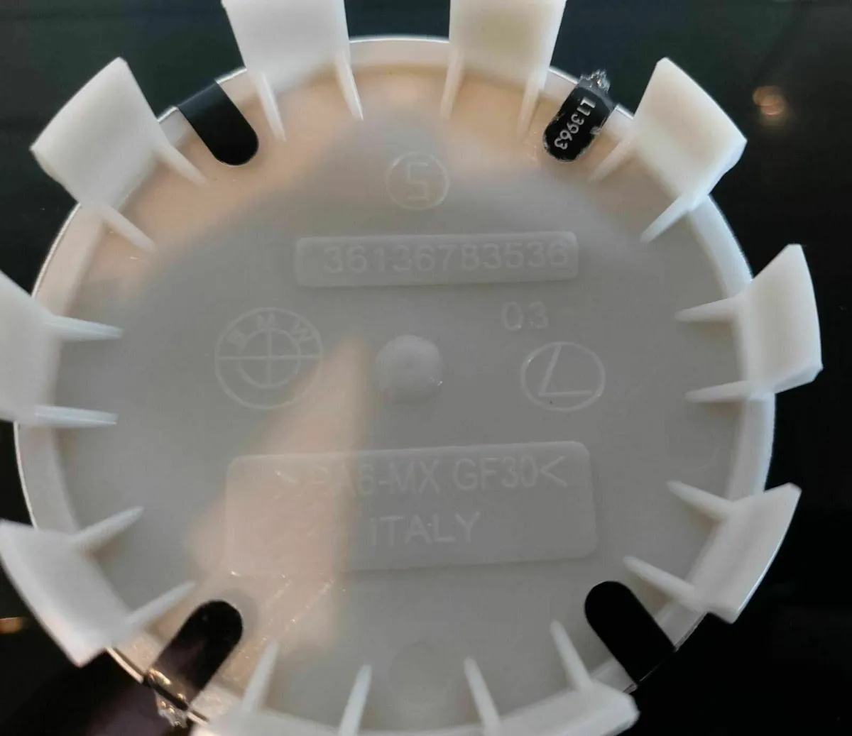 ( x 8 caps) BMW Centre Caps (68mm) FREE POST - Image 3