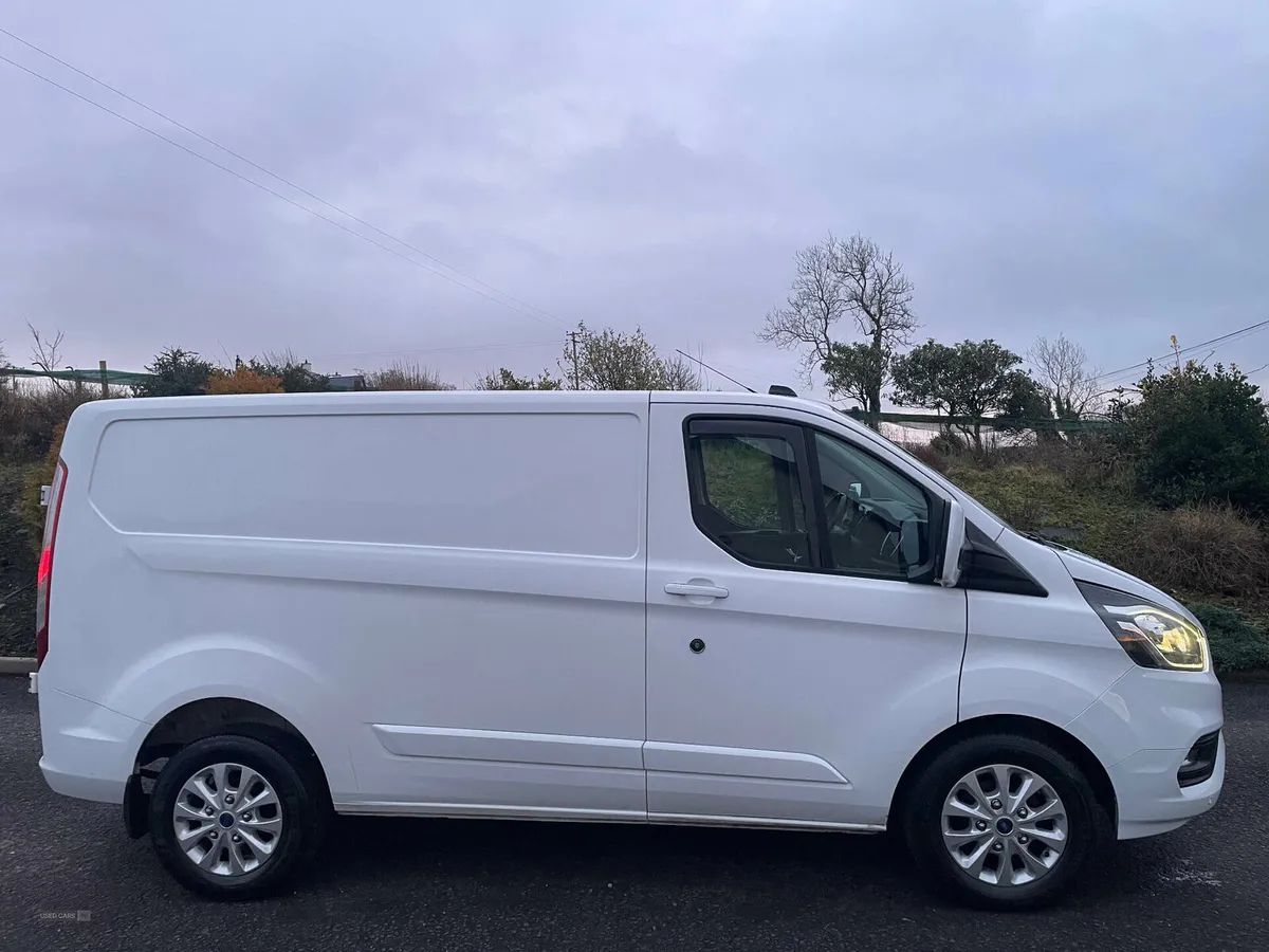 Ford Transit Custom 280 L1 DIESEL FWD - Image 3