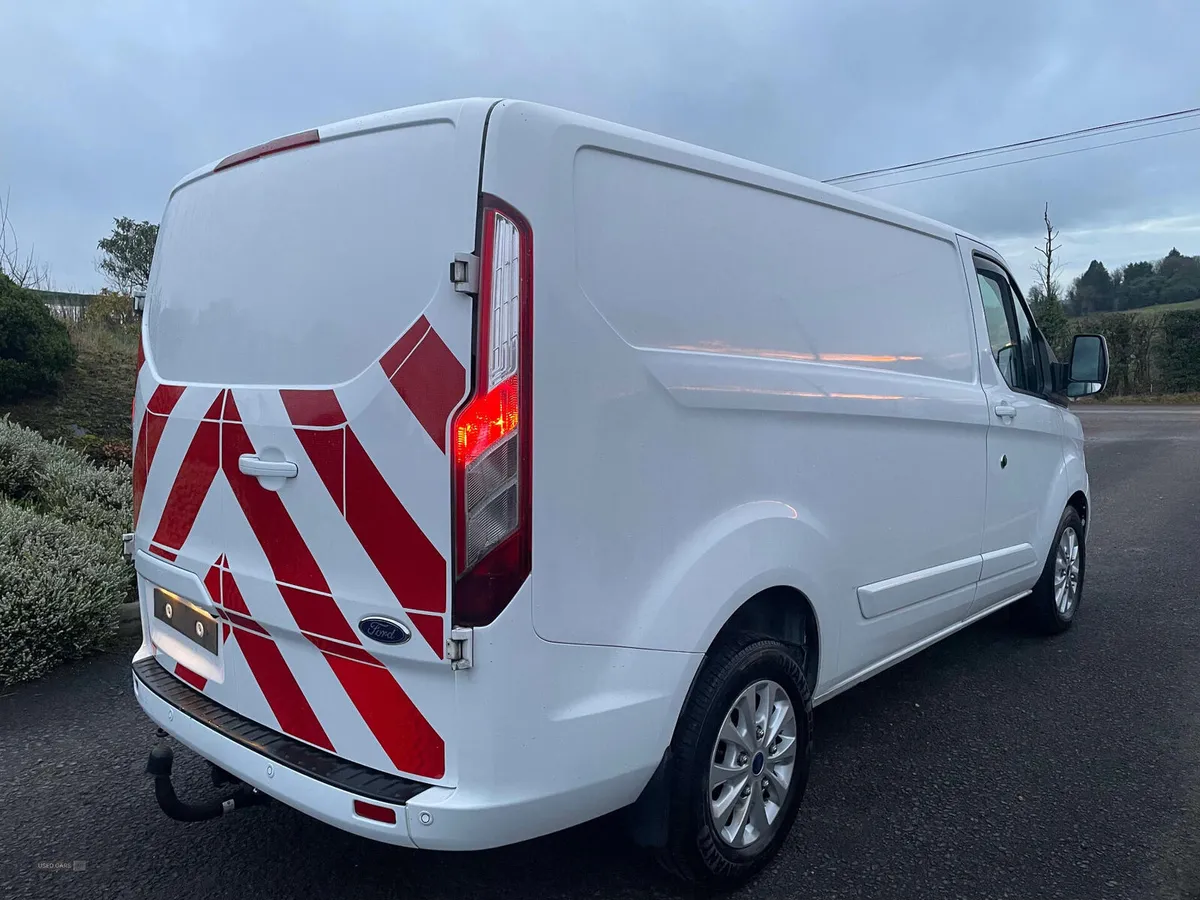 Ford Transit Custom 280 L1 DIESEL FWD - Image 4