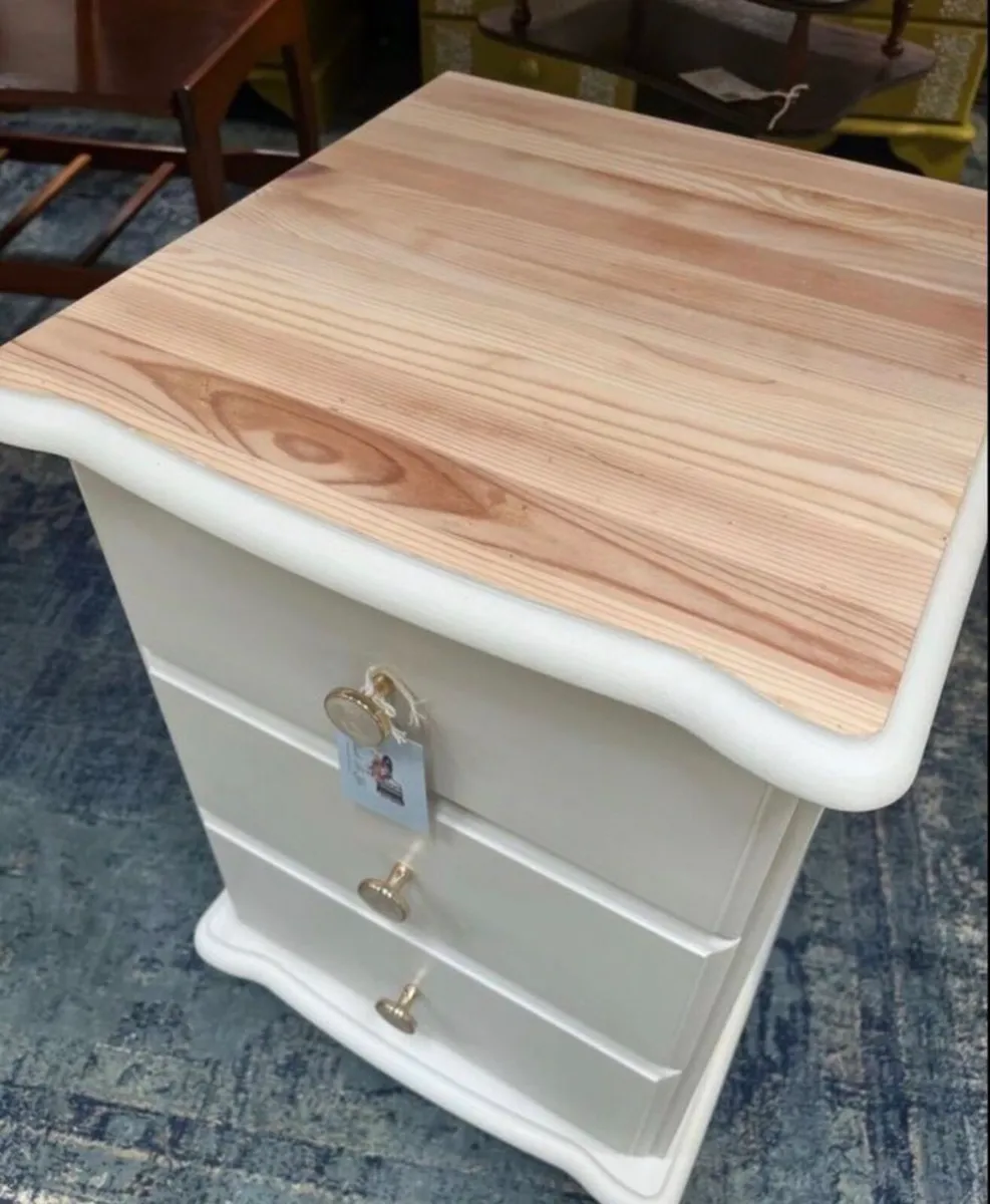 Bedside locker - Image 1