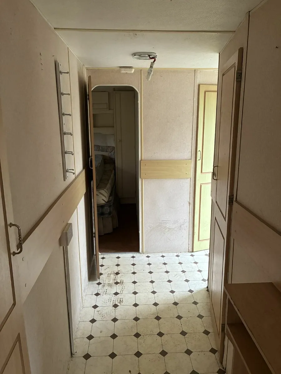 3 Bed Mobile Home - Image 2