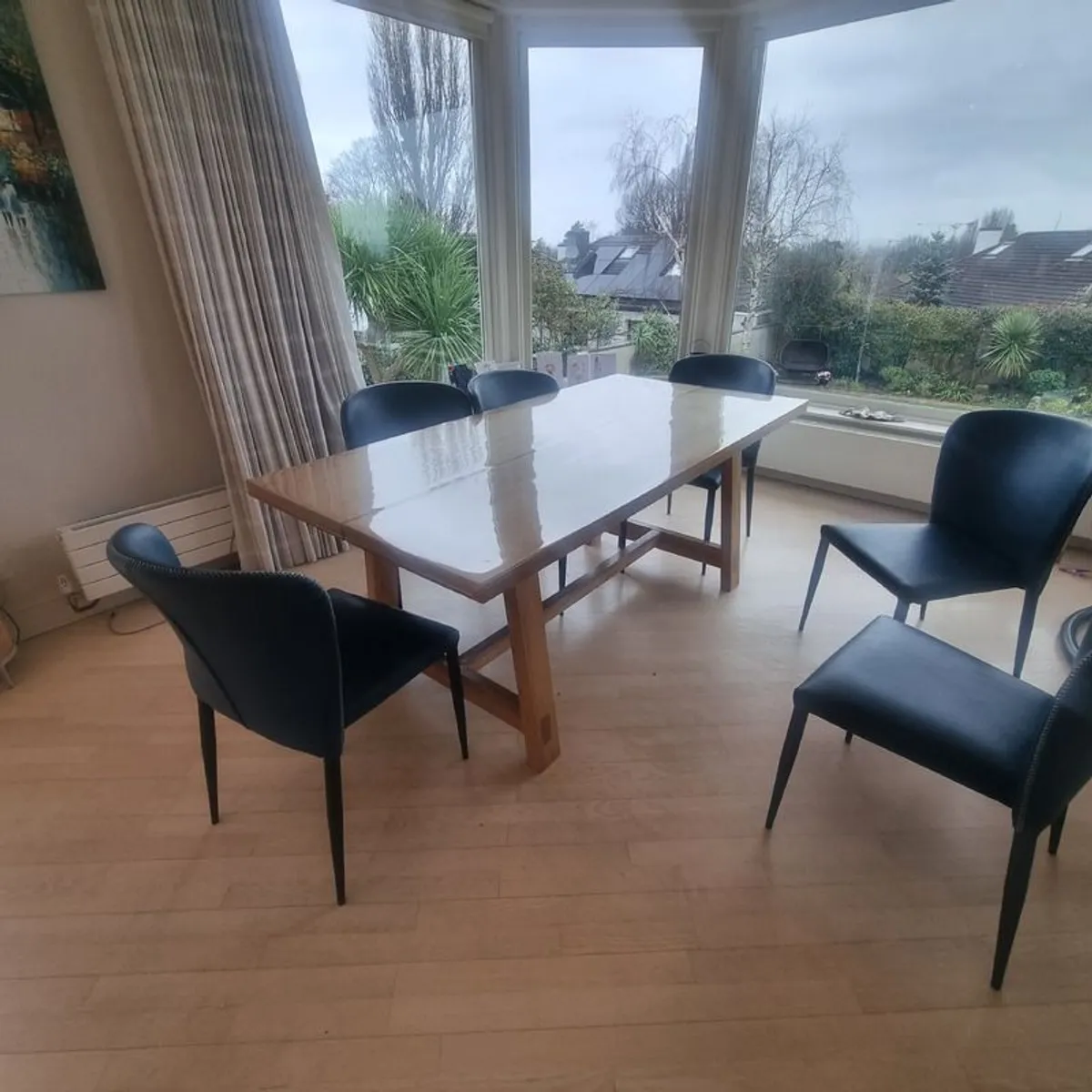 Dining table and chairs - Image 3