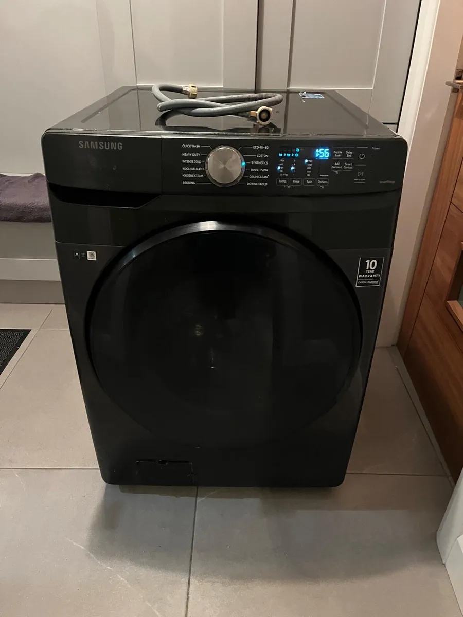 Samsung 18kg heavy duty washing machine - Image 1