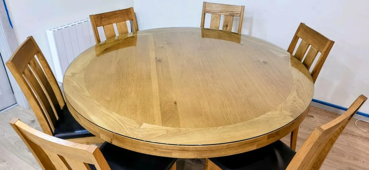 Kitchen Table Round - Image 1