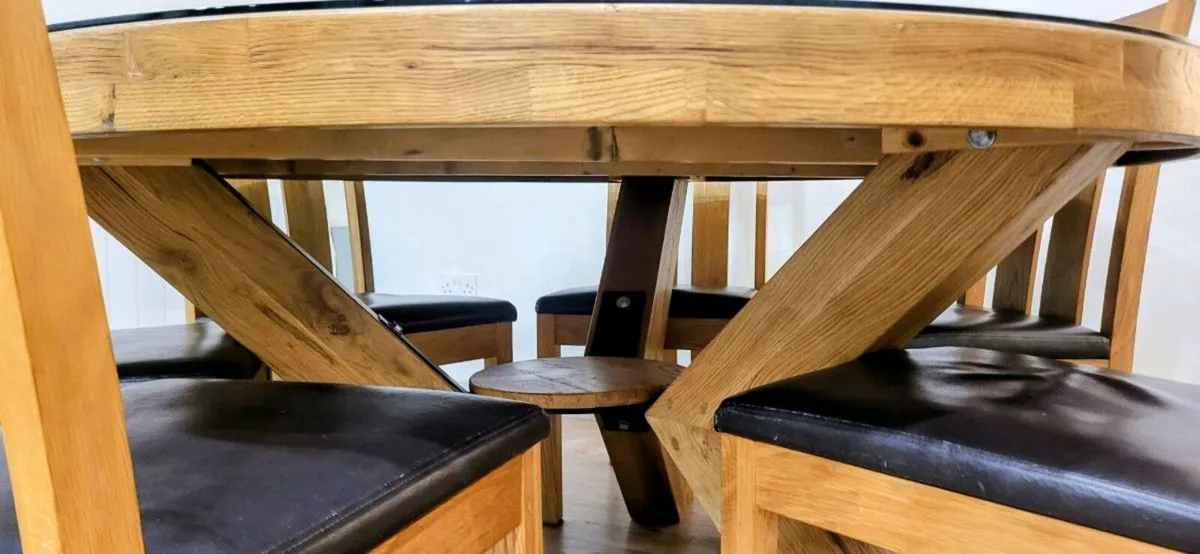 Kitchen Table Round - Image 2