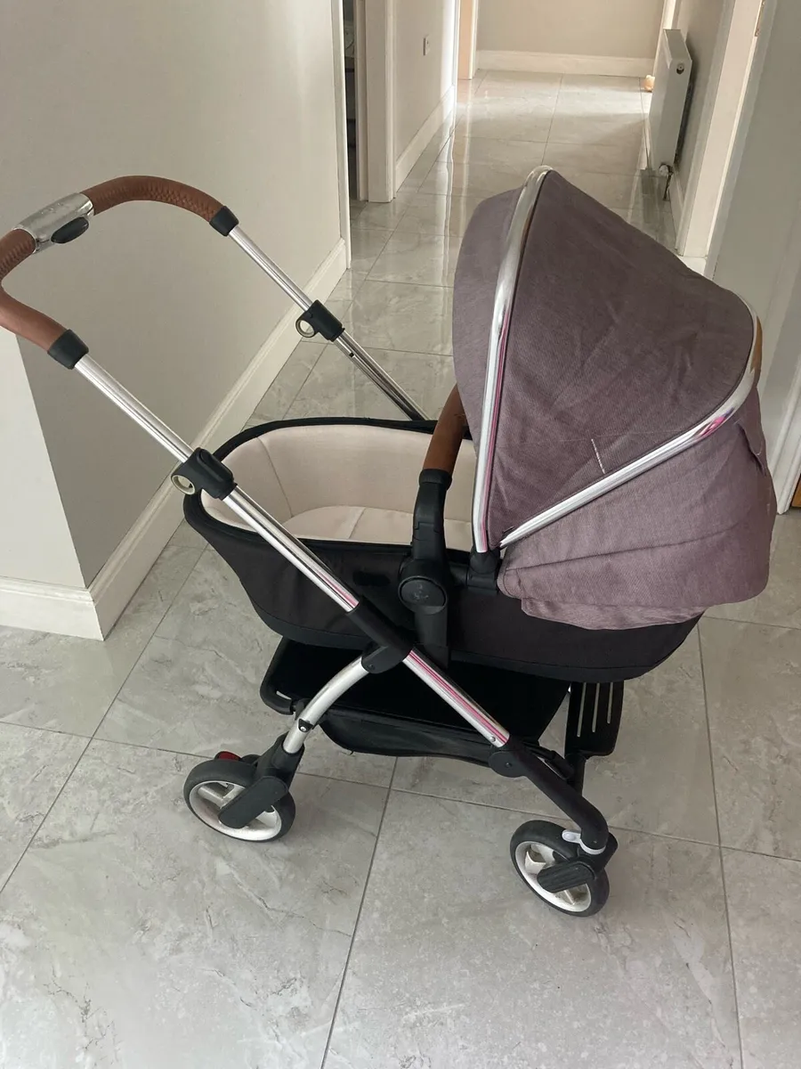 Pram & travel cot - Image 1