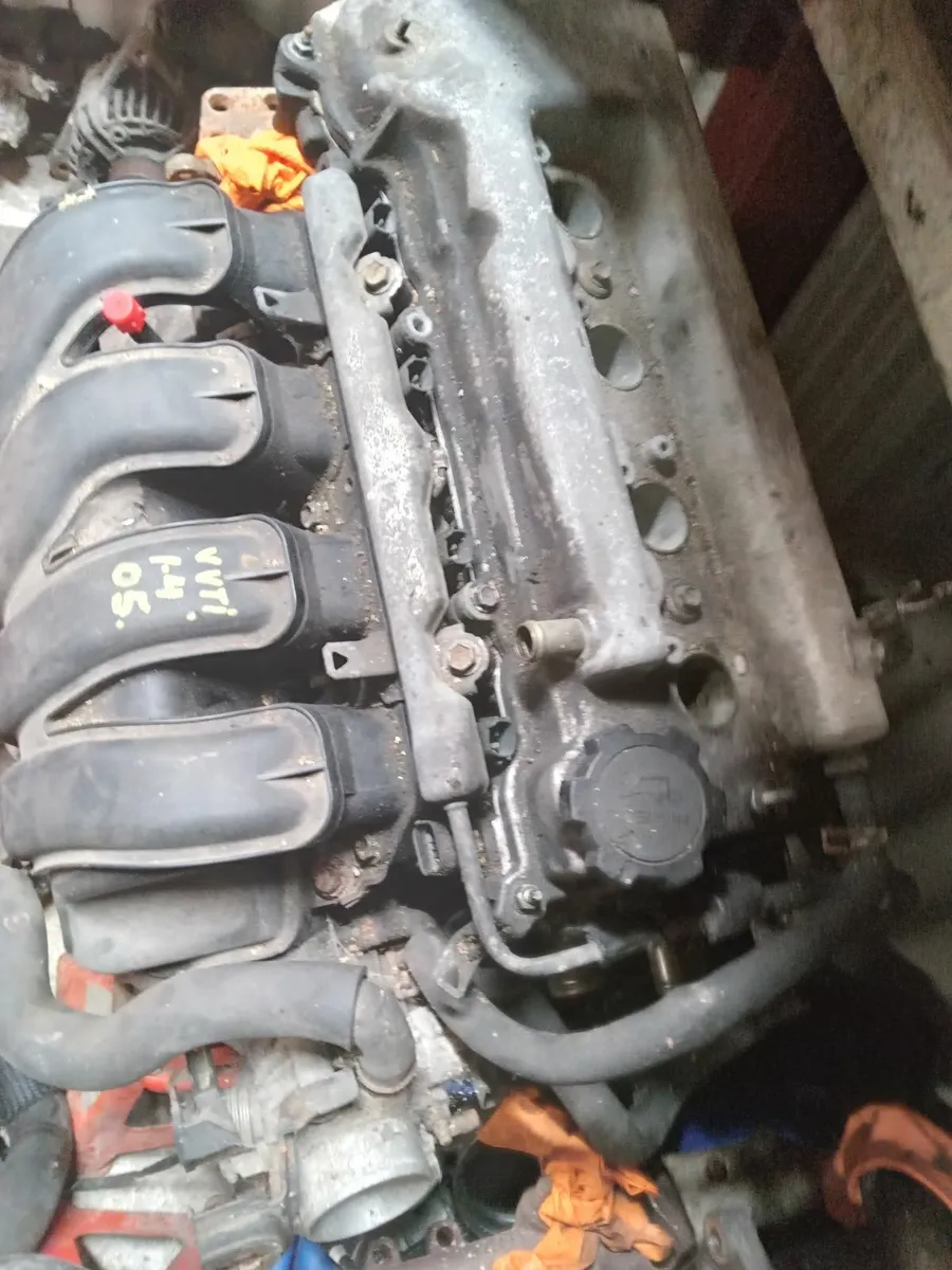 Corolla e12 1.4vvti engine