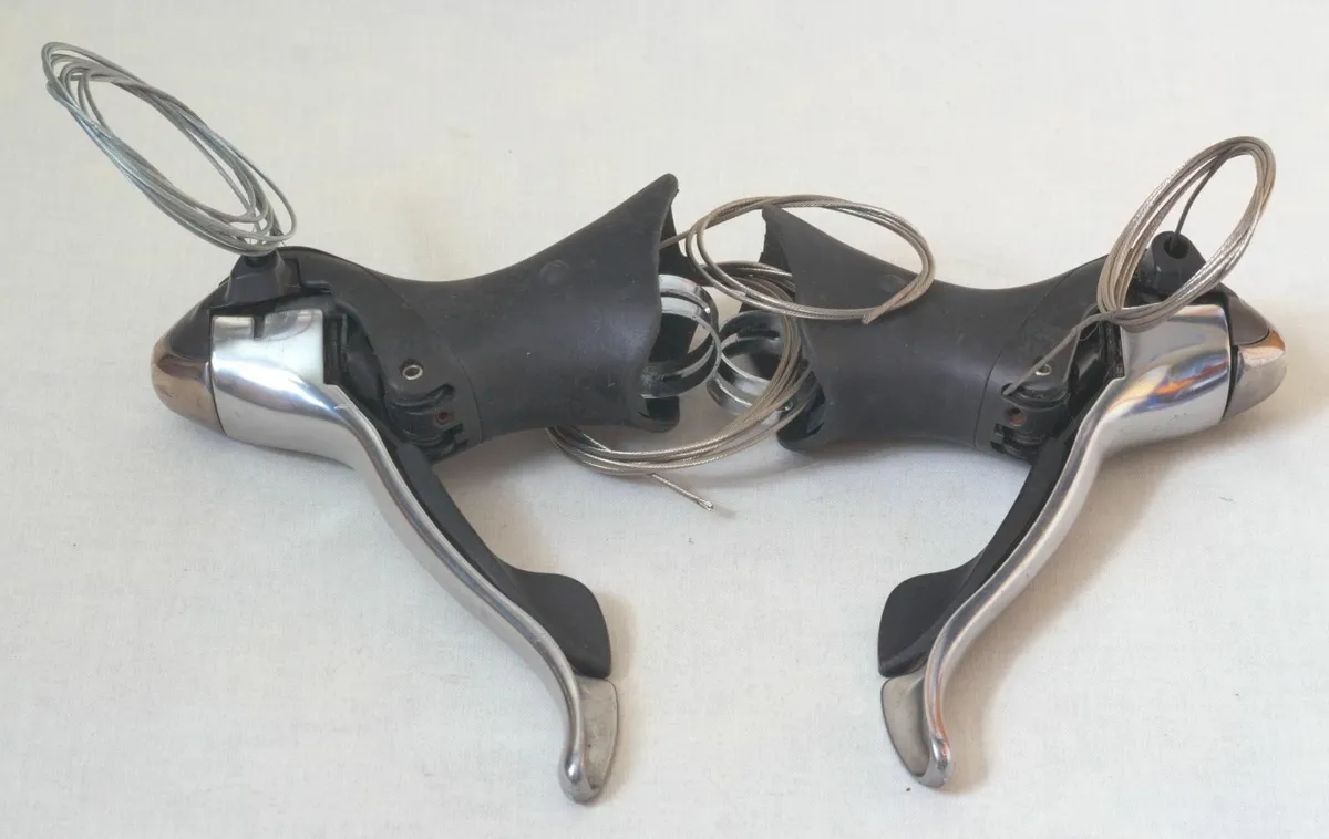 Shimano Dura-Ace Shifters (ST-7800) | 2x10 Speed - Image 3
