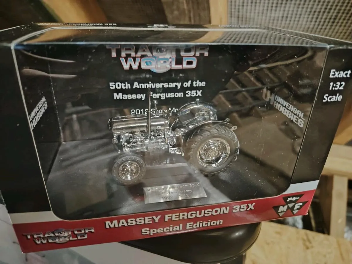 Siku RC Set + UH tractors + wiking - Image 4