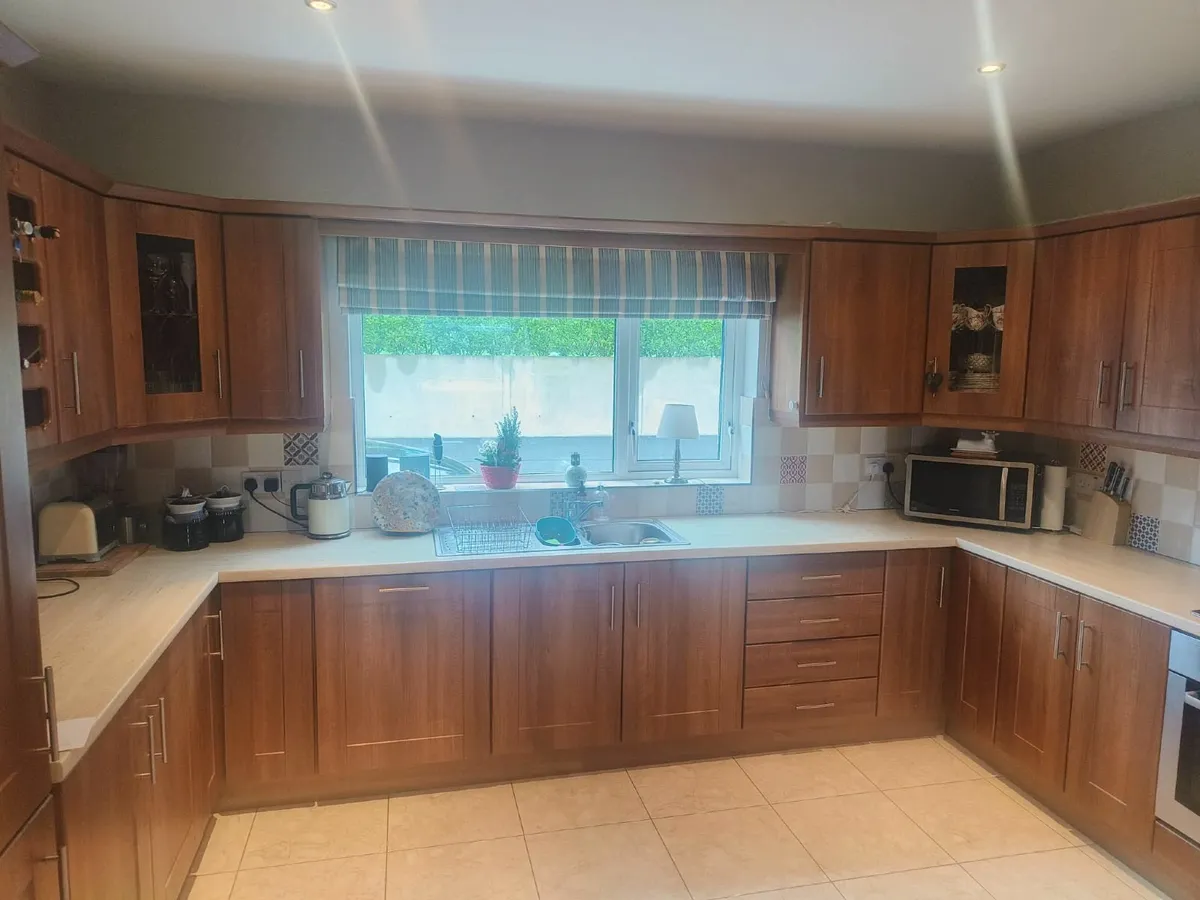 Walnut effect fitted kitchen & appliances - Image 1