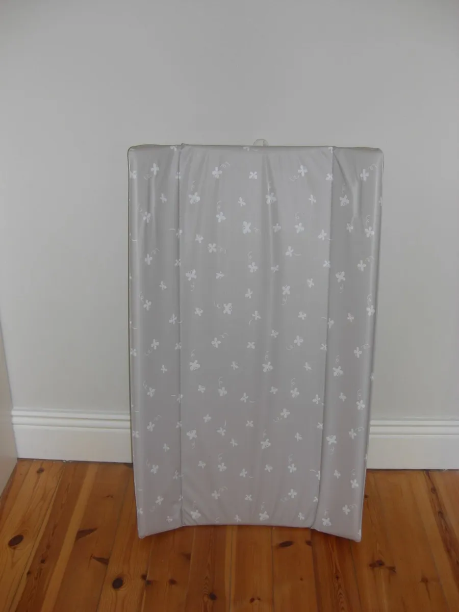 Mothercare cot top changer - Image 1