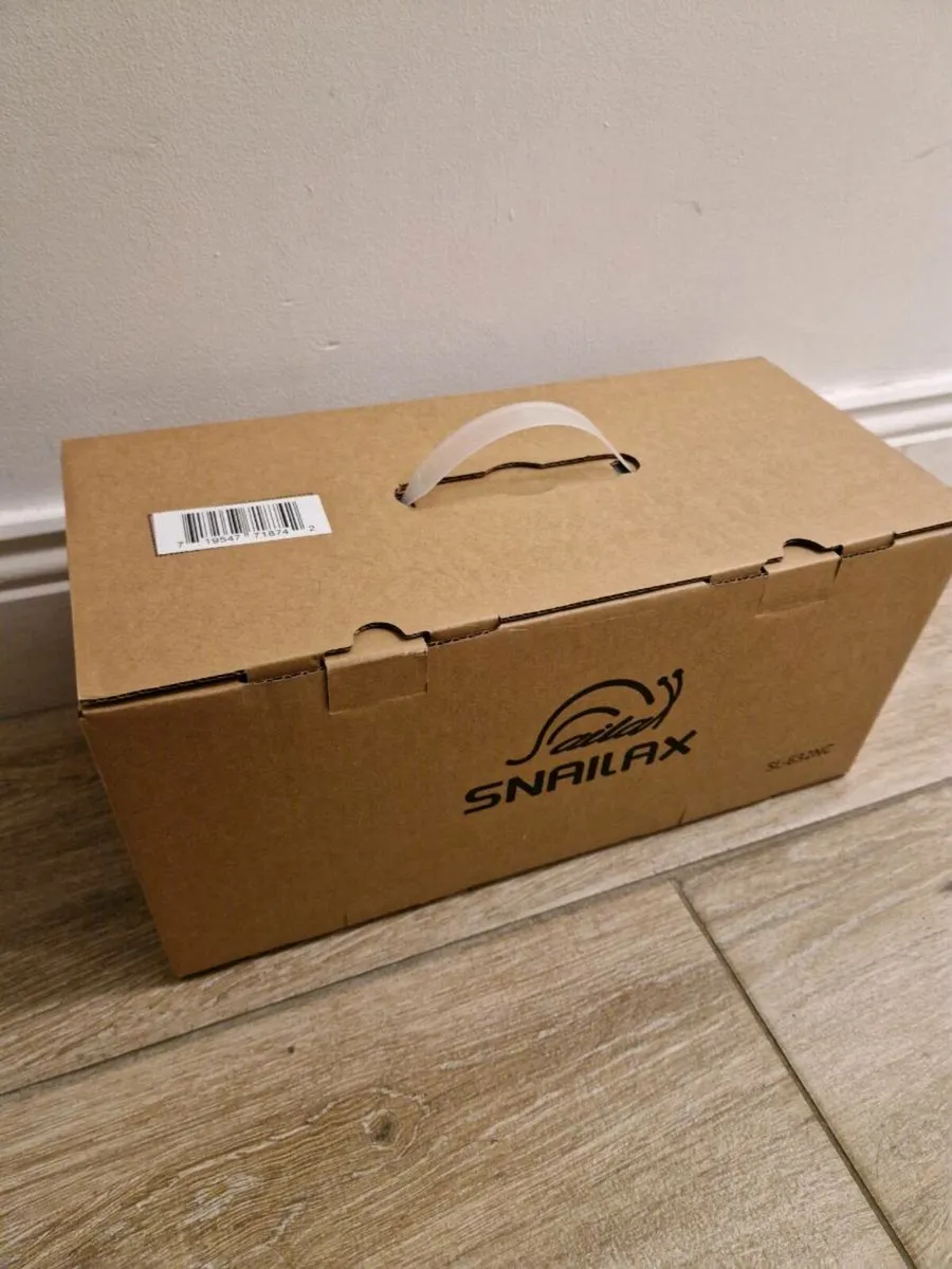 Unused cordless neck massager - Image 3