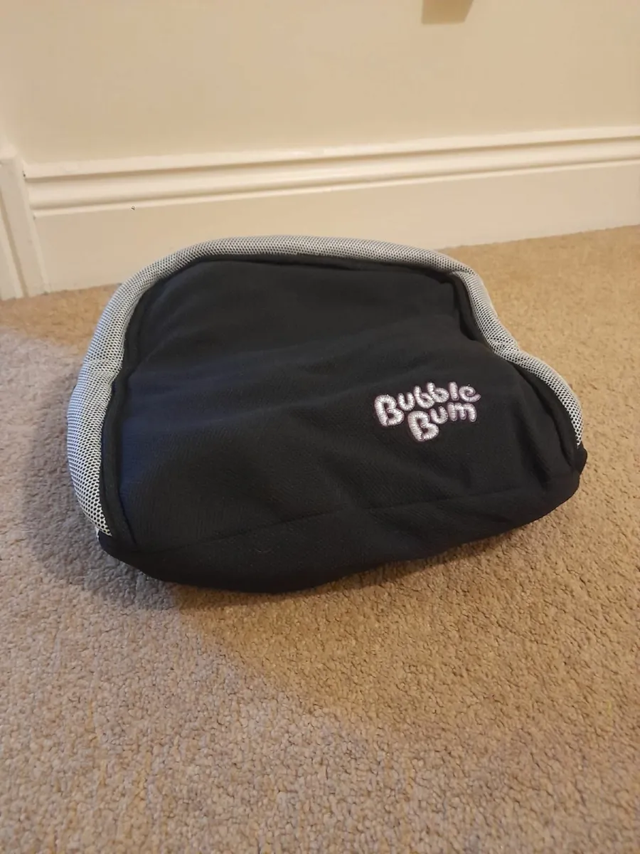 BubbleBum Inflatable Car Booster Seats - Image 1